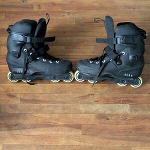 Agressive Black Inline Skates with White Wheels, US11-12, Aeon Basic 60